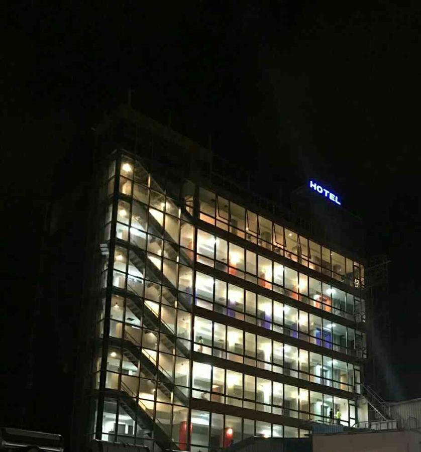 Golden Tree Hotel Белиз Сити Екстериор снимка